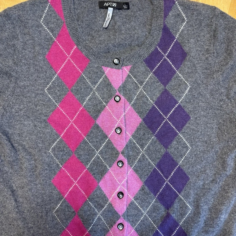 Apt 9 Cardigan Argyle Sweater Cashmere‎ Medium Grey Purple Preppy Pink Academia - Picture 2 of 9